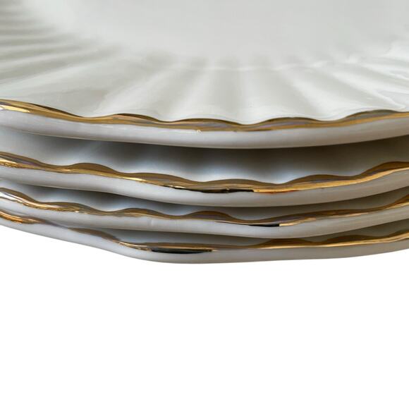 Eaton Fine Porcelain Aubrey Dinner Plates 10.5" Fluted Gold Accent Edge Set of 4 - Picture 9 of 13